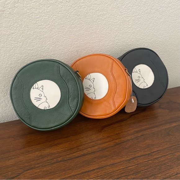 Cute Anime Round Circle My Neighbor Totoro Leather Crossbody Bag T6 - Picture 1 of 16